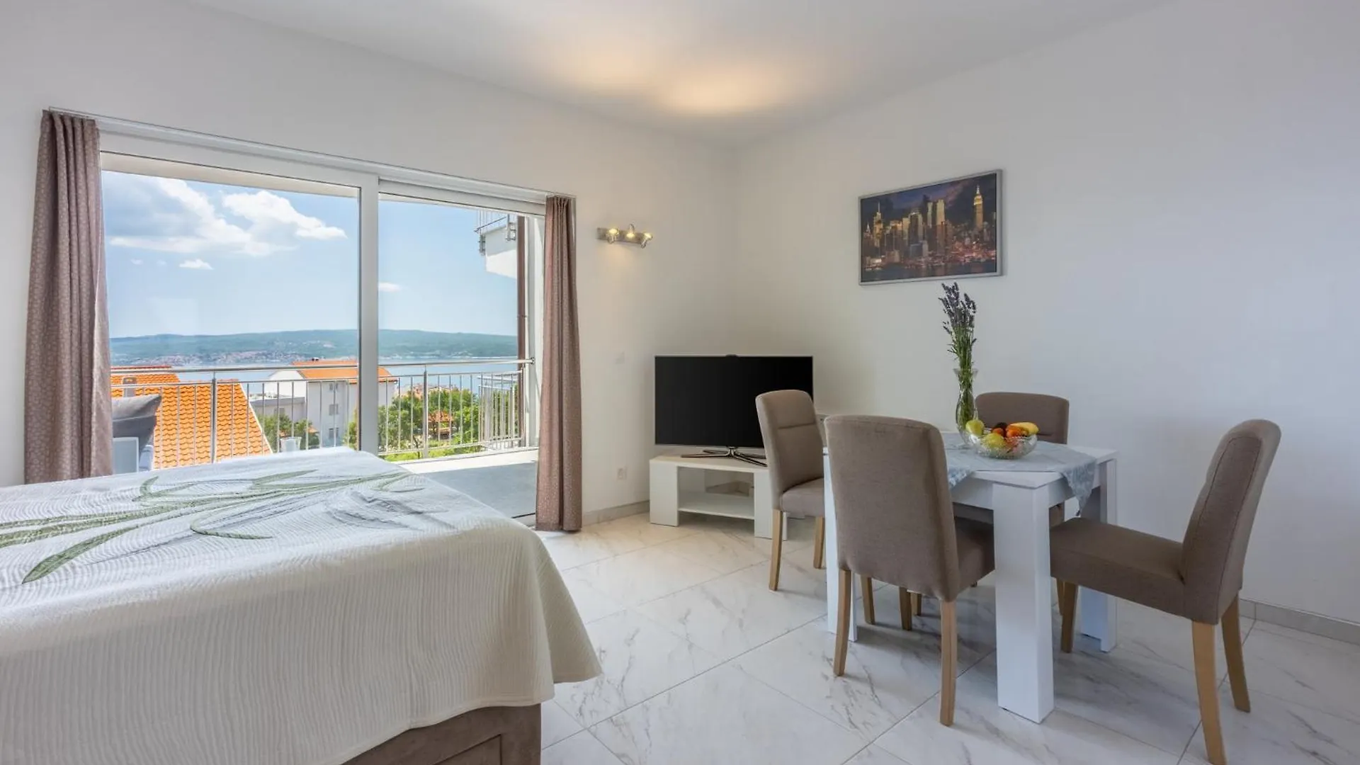 Apartments Sunshine D Crikvenica 0*,  Croacia